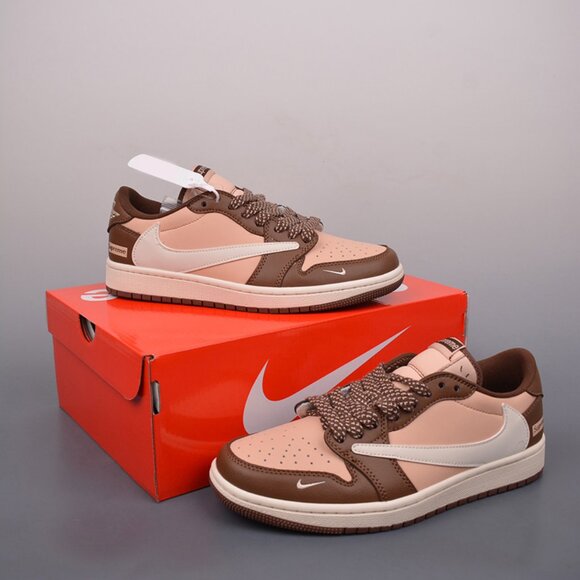 Fragment x Travis Scott x Supreme Brown - Picture 1 of 9